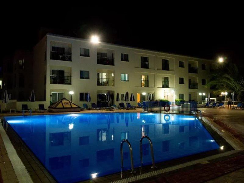 Helios 2 Διαμέρισμα Πάφος Εξωτερικό φωτογραφία